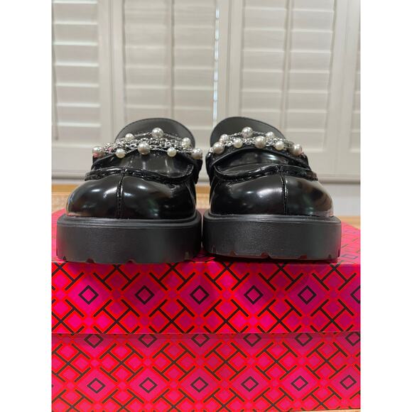 Tory Burch Classic Embellished Medallion Lug Loafer Black Leather Size 8 NIB - Picture 7 of 13